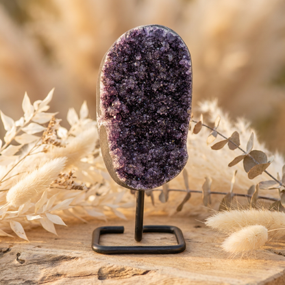 Amethist cluster op Standaard | Natuurlijke edelsteen decoratie